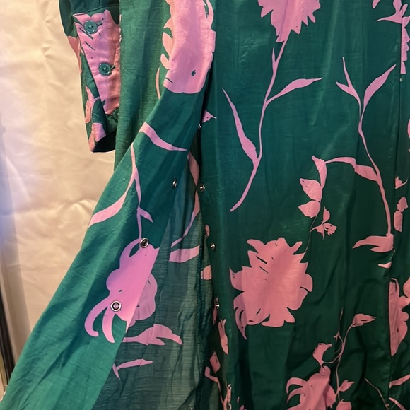 Long sleeve H&M dress with button slit - Picture 3 of 6